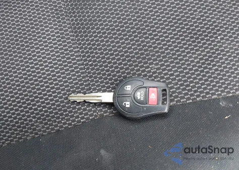 2015 Nissan Versa 1.6 S/1.6 S+/1.6 Sl/1.6 Sv z USA, uszkodzony, nr VIN 3N1CN7AP8FL809702